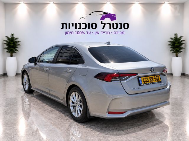 טויוטה קורולה