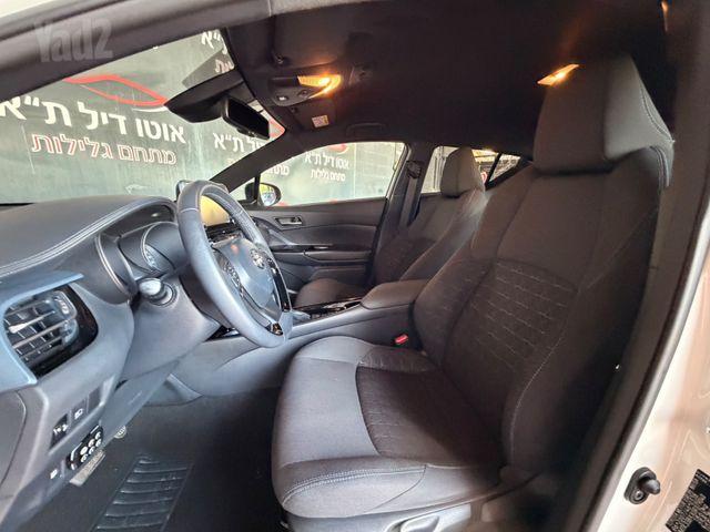 טויוטה C-HR