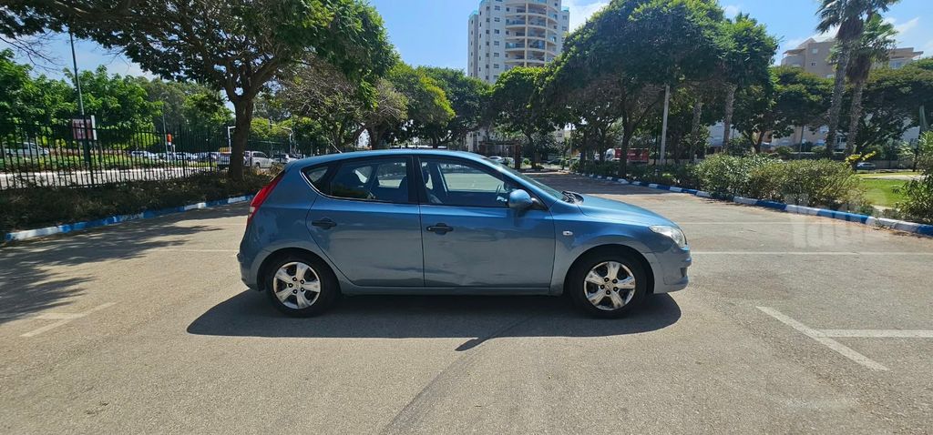 יונדאי i30