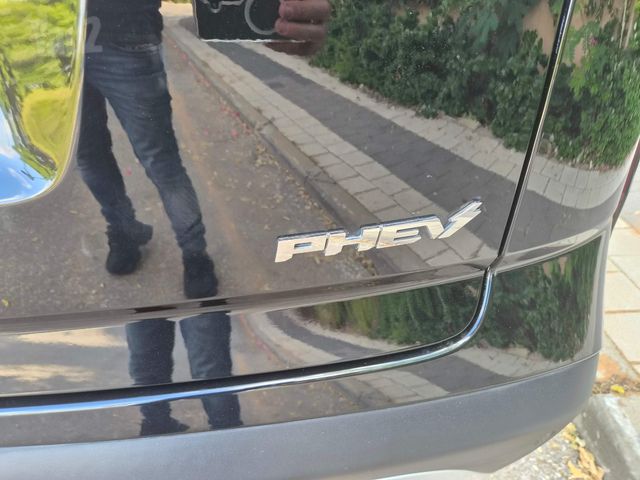 ג'אקו J7