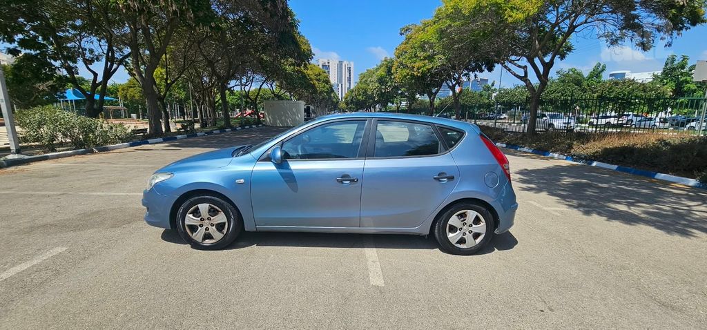 יונדאי i30