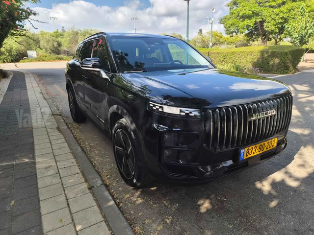 ג'אקו J7