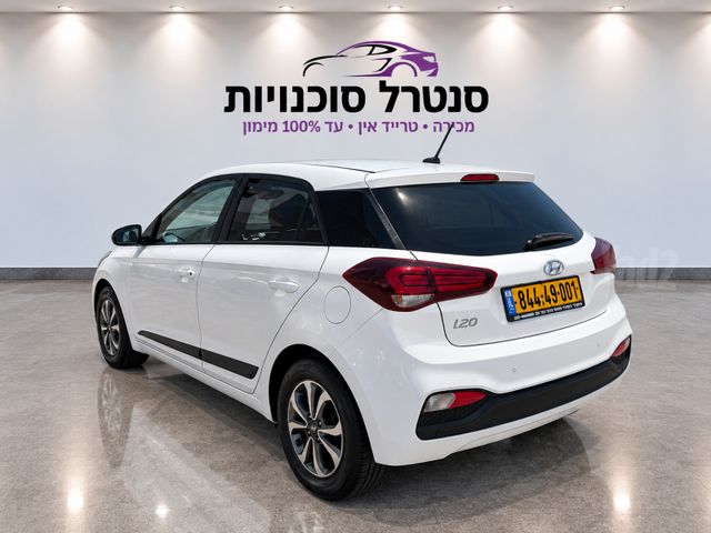 יונדאי i20