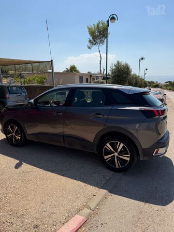 פיג'ו 3008