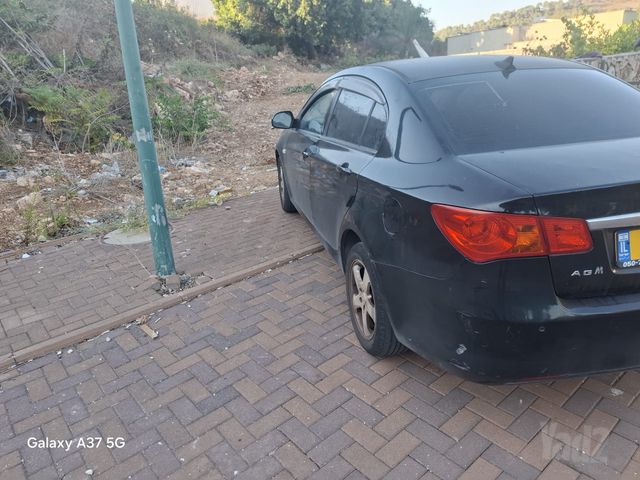 אם ג'י 350