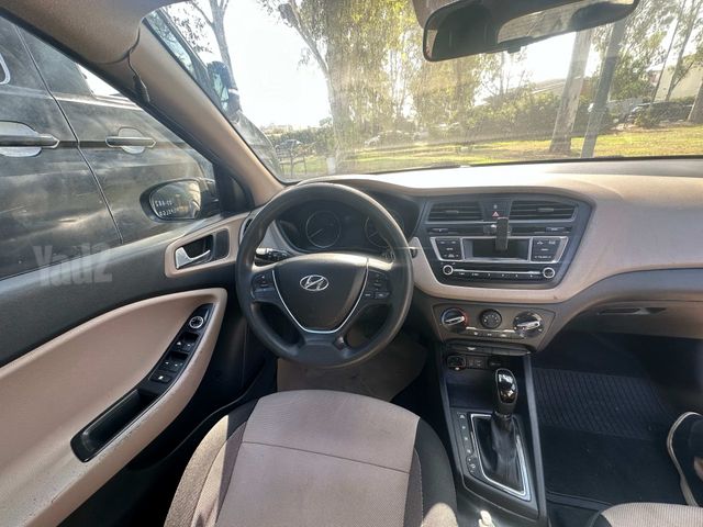 יונדאי i20