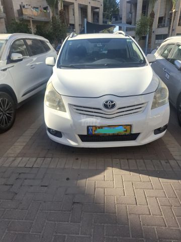 טויוטה ורסו