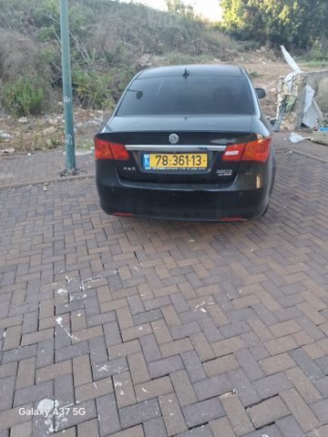 אם ג'י 350