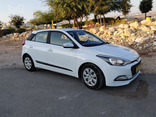 יונדאי i20
