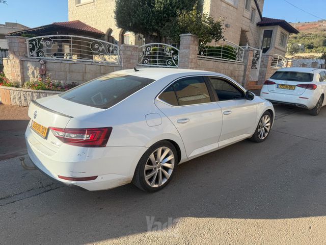 סקודה סופרב