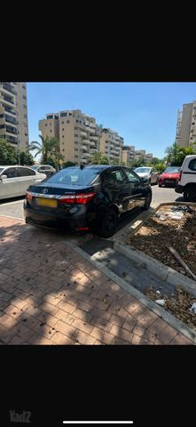 מודעת רכב טויוטה קורולה