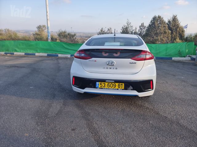יונדאי איוניק