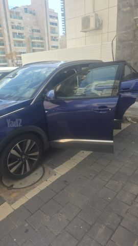 פיג'ו 3008