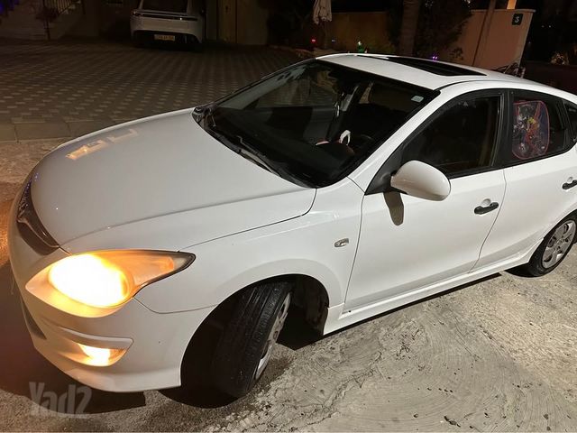 יונדאי i30