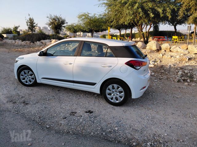 יונדאי i20