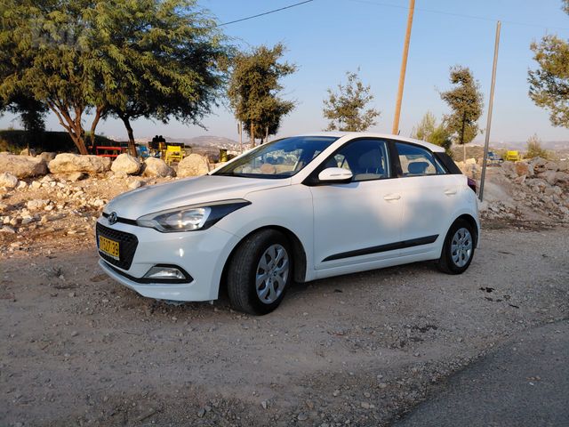 יונדאי i20