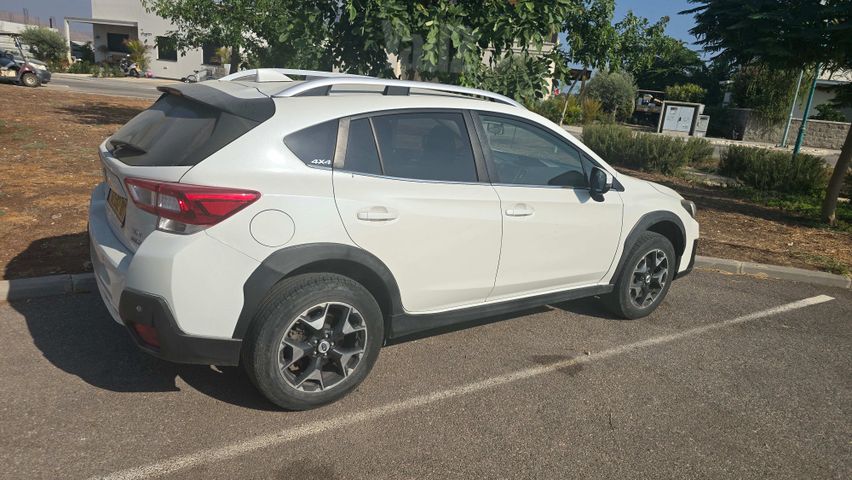 מודעת רכב סובארו XV