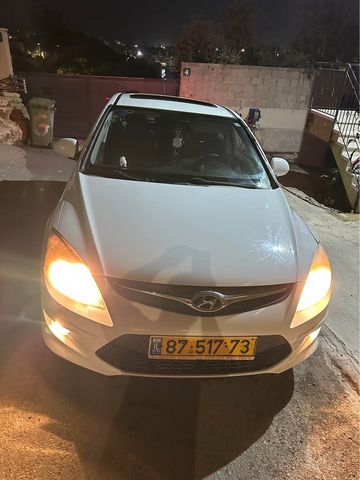יונדאי i30