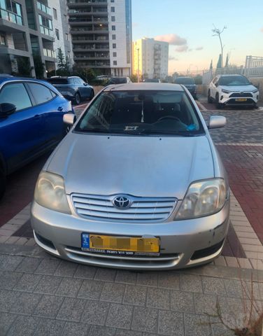 מודעת רכב טויוטה קורולה