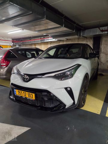 טויוטה C-HR