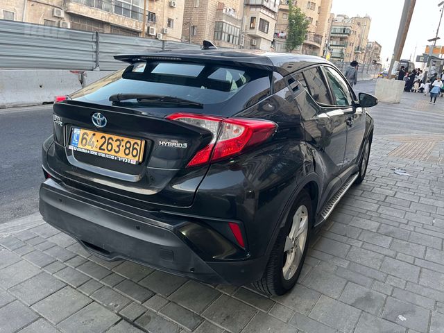טויוטה C-HR