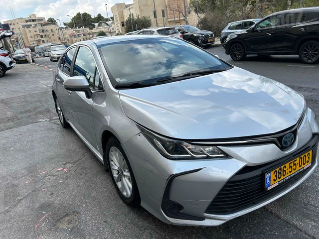 מודעת רכב טויוטה קורולה