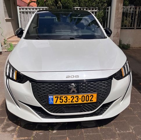 פיג'ו 208