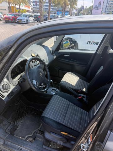 סוזוקי SX4