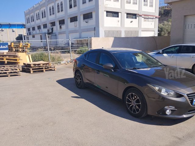 מאזדה 3