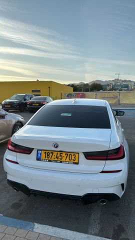 מודעת רכב ב מ וו סדרה 3
