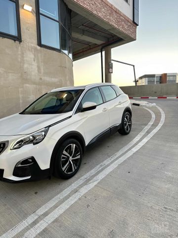 פיג'ו 3008