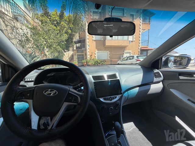 יונדאי אקסנט i25
