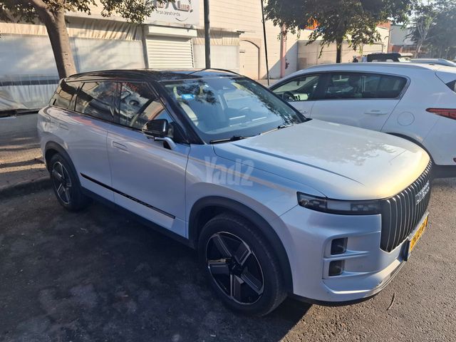 מודעת רכב ג'אקו J7