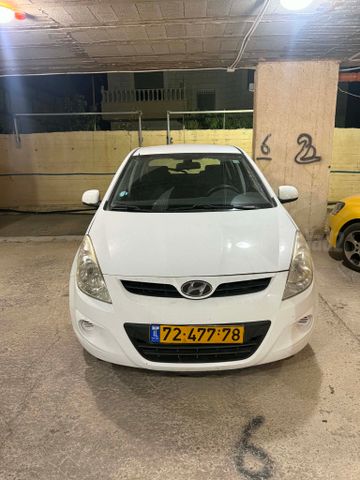 יונדאי i20