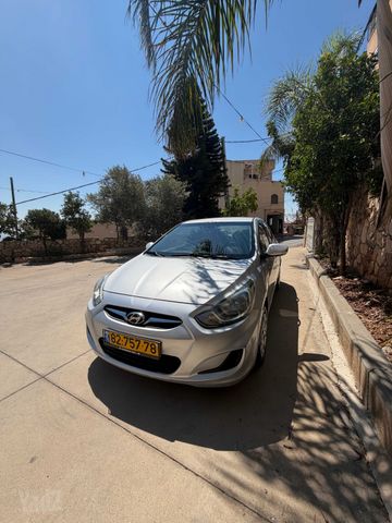 יונדאי אקסנט i25