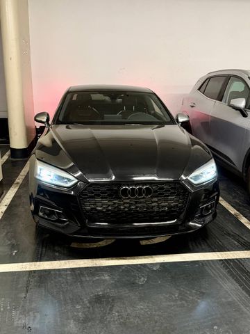 אאודי A5