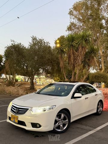 מודעת רכב הונדה אקורד