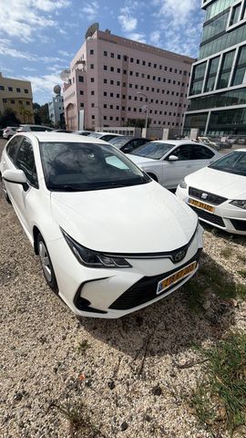 מודעת רכב טויוטה קורולה