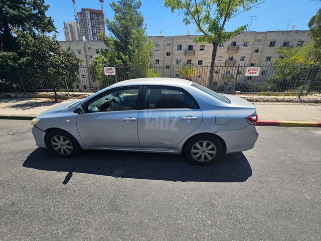 טויוטה קורולה