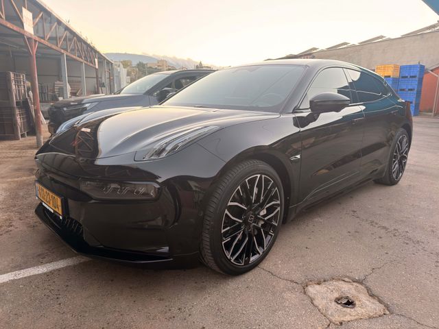 זיקר 001