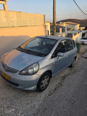 מודעת רכב הונדה ג'אז