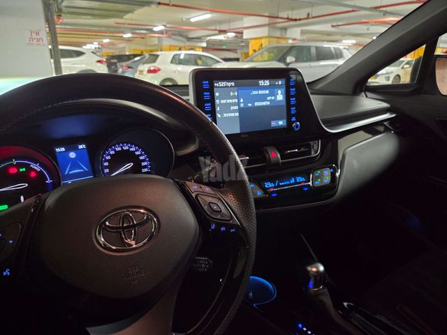 טויוטה C-HR