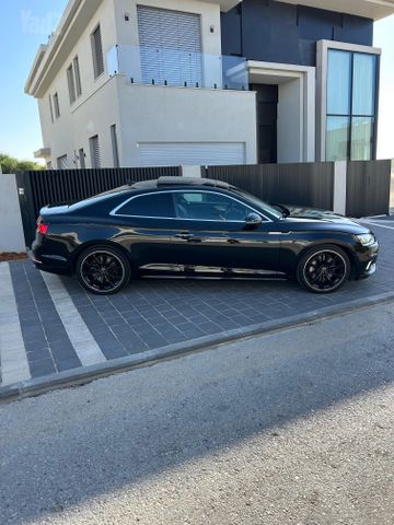 אאודי A5