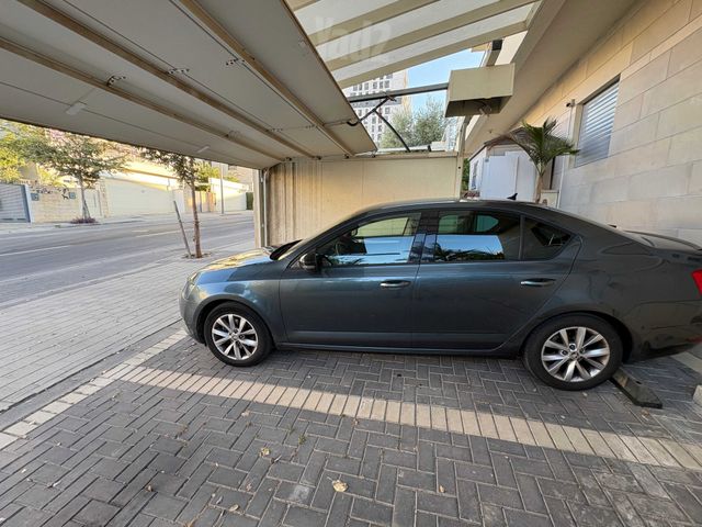 סקודה אוקטביה