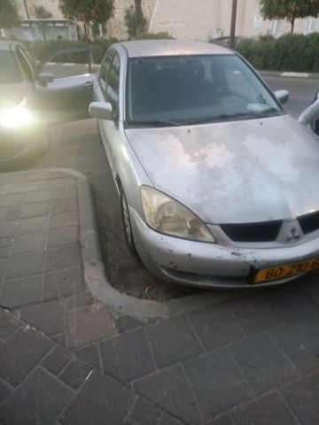 מודעת רכב מיצובישי לנסר