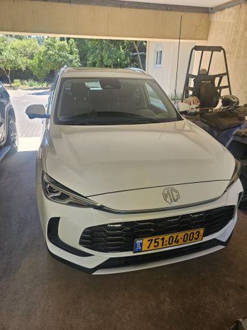מודעת רכב אם ג'י ZS