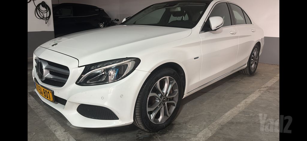 מודעת רכב מרצדס-בנץ C-class