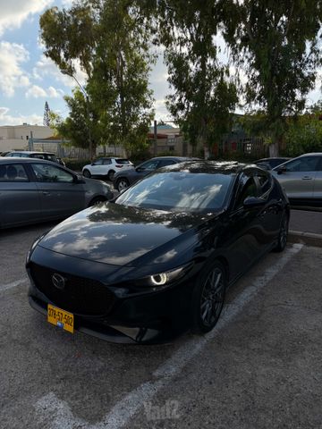 מודעת רכב מאזדה 3