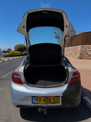 אופל אינסיגניה