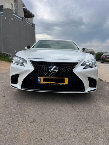 לקסוס LS